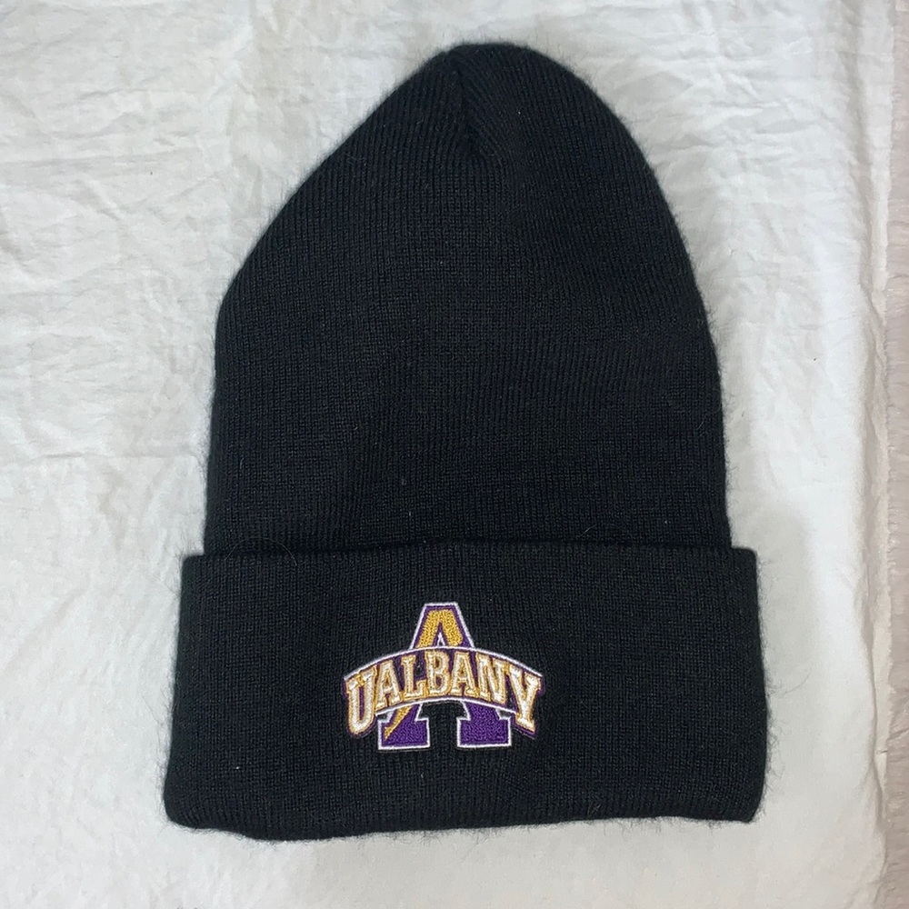 UAlbany beanie!